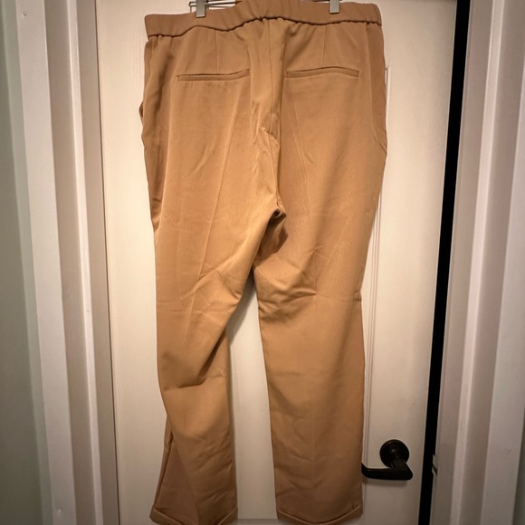 Universal Standard trouser - Camel coloured, size S (US 14-16) - Picture 3 of 5